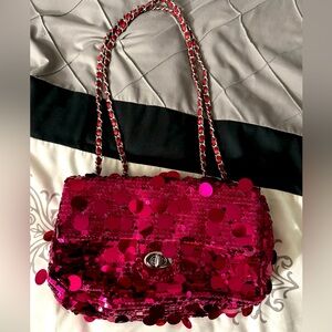 BRAND NEW PINK PURSE! 👛